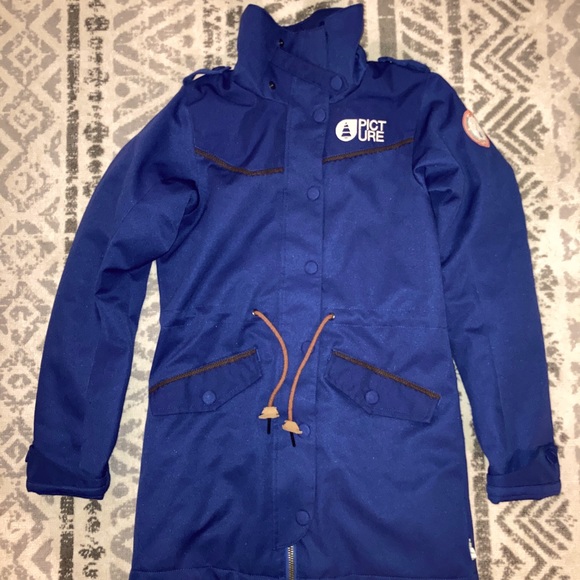 Picture brand Winter Coat w/faux fur - like new! - Picture 5 of 9